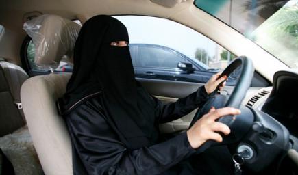 قيادة المرأة للسيارة في السعودية 