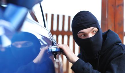 سرقة السيارات تحتاج لخبرة ميكانيكية