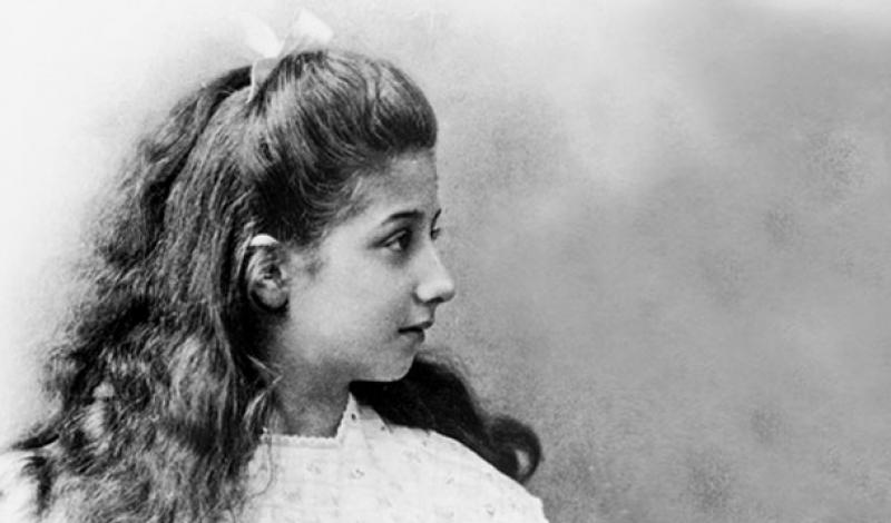  النمساوية «مرسيدس أدريانا مانويلا رامونا يلنيك» التي ولدت 1889